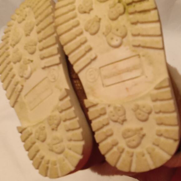 Falls Creek girls suede boots with trim. SIZE 5 - Picture 6 of 7